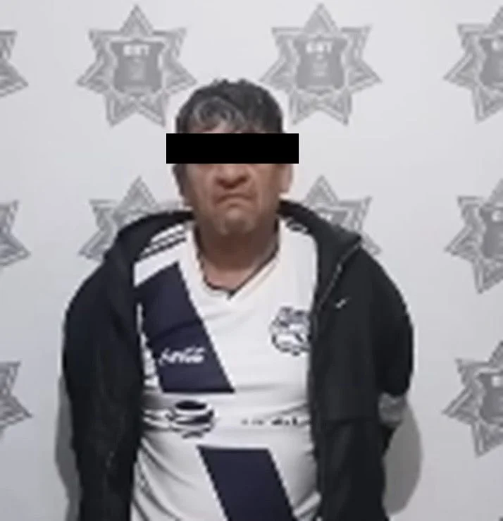 Grupo de Reacción Torreón asegura a hombre por agresión a su pareja