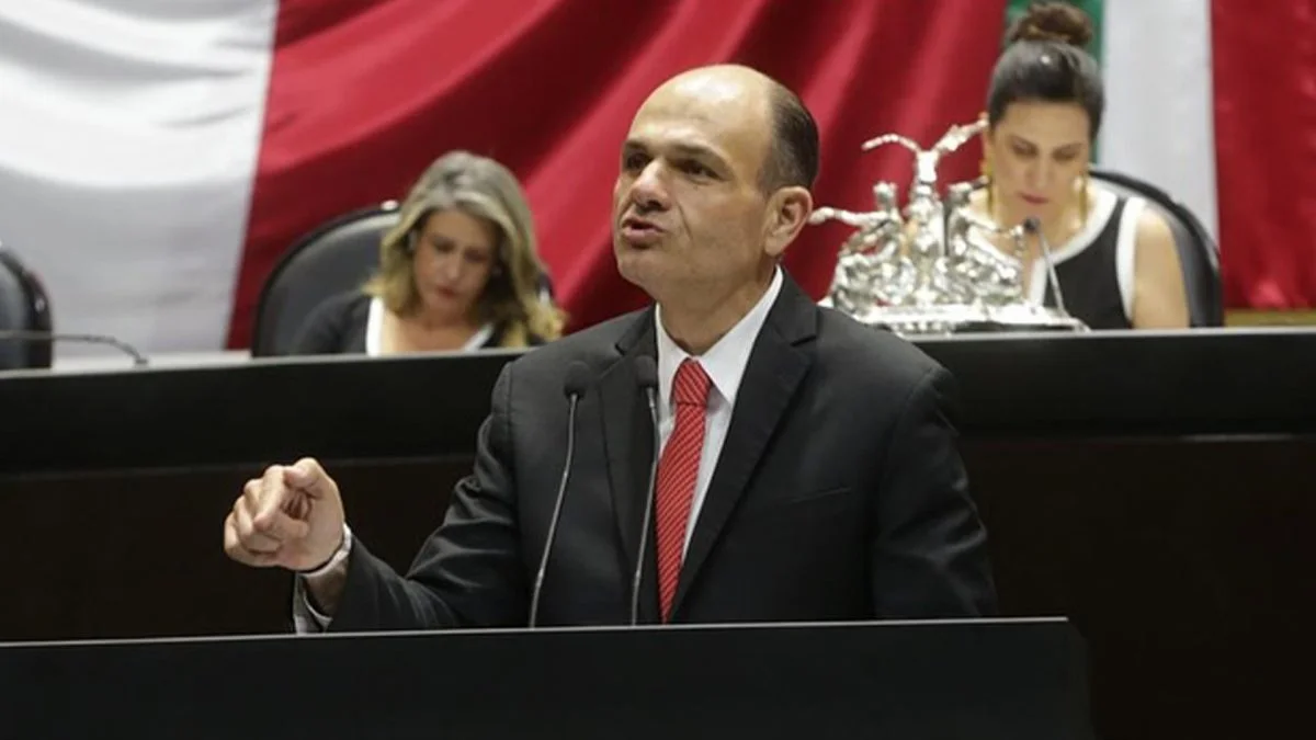 Concluye diputado coahuilense periodo legislativo con más de 50 iniciativas presentadas.