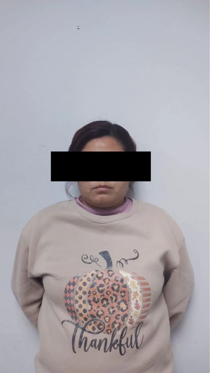 Detienen a madre por golpear a su hija de 12 años en Torreón