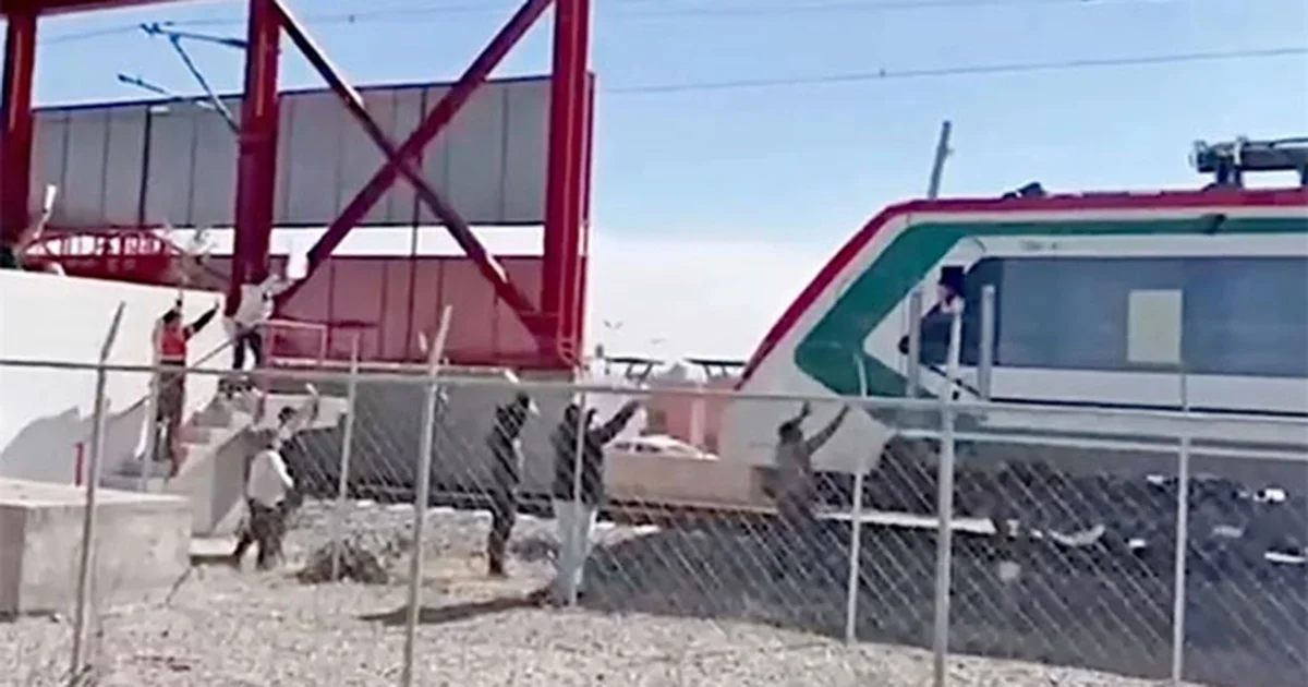 'Yo pedí detener tren a AIFA para atender a pobladores', dice Sheinbaum tras reclamo por obras
