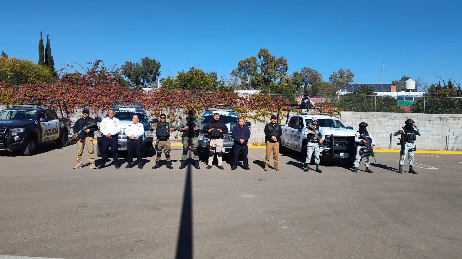 Operativo Navidad Segura refuerza vigilancia en Durango con bases interinstitucionales en carreteras y puntos clave para proteger a la ciudadanía.