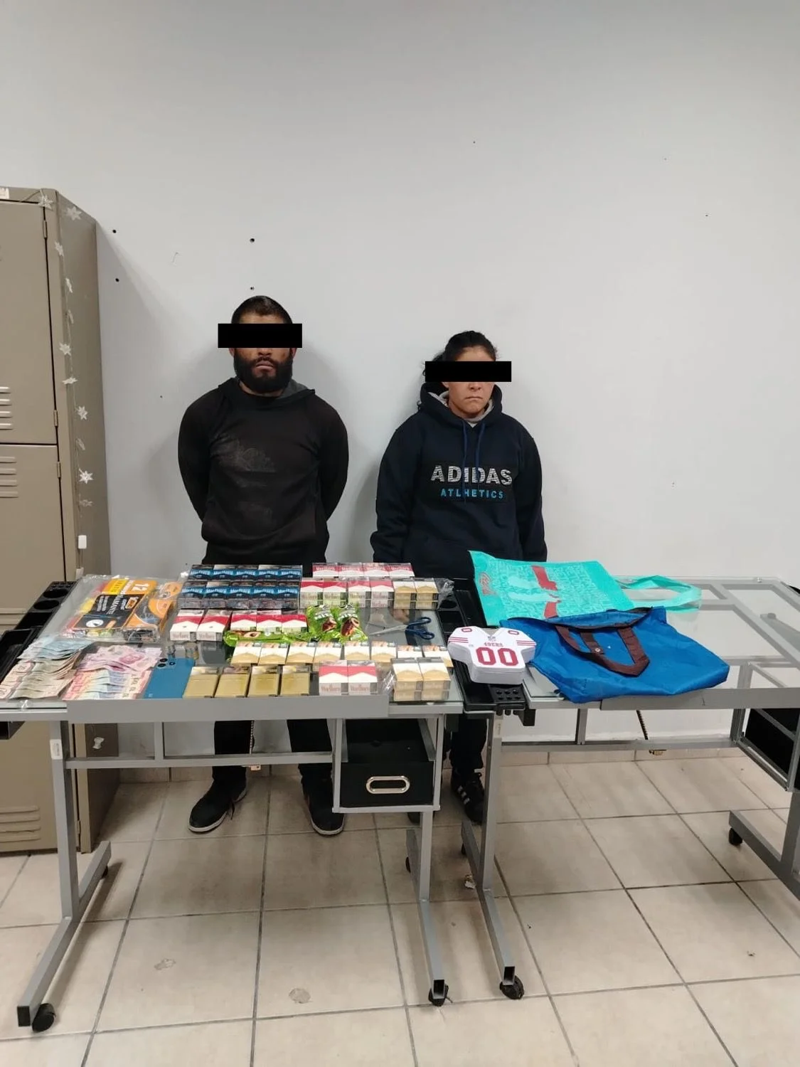 Detienen a pareja por robo con violencia en Torreón; golpean a adulta mayor y realizan tocamientos a menor de 12 años