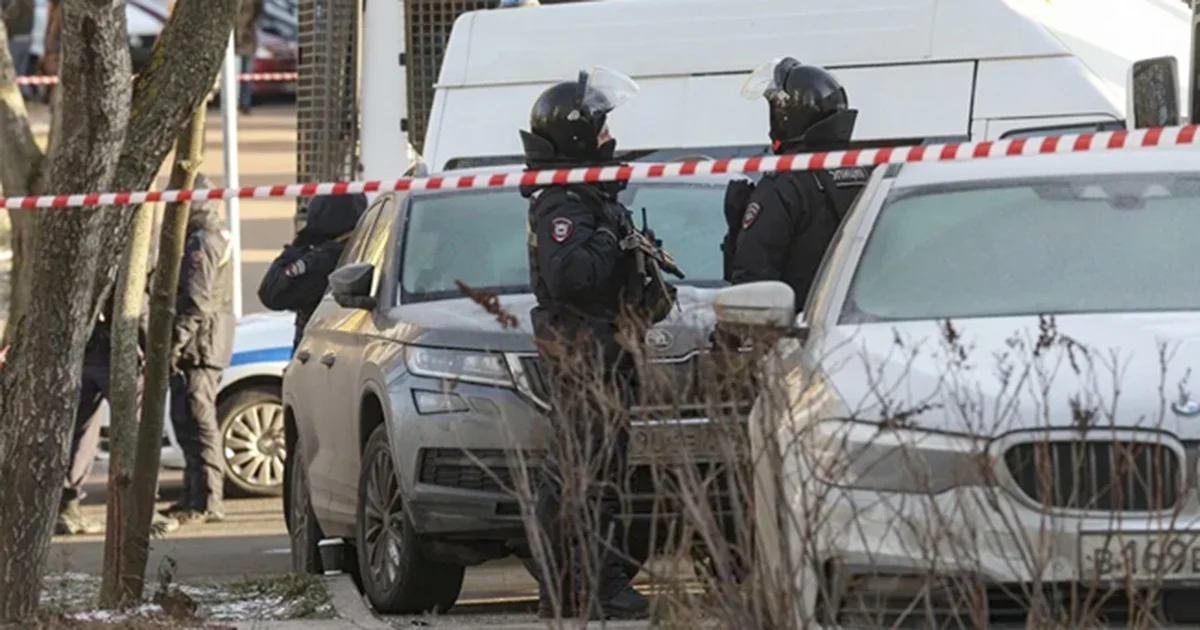 Los dos policías habían participado en la guerra contra Ucrania y, en particular, habían torturado a prisioneros de guerra.