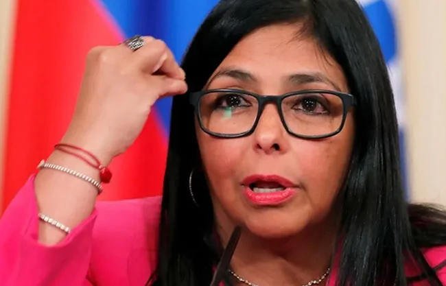 El fallo descarta por ahora la falta absoluta de Maduro, que obligaría a convocar elecciones en los 30 días siguientes.