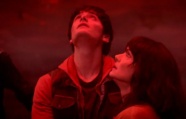 Una fecha señalada por Netflix y el hermetismo de los hermanos Duffer han encendido teorías virales sobre un posible episodio sorpresa.