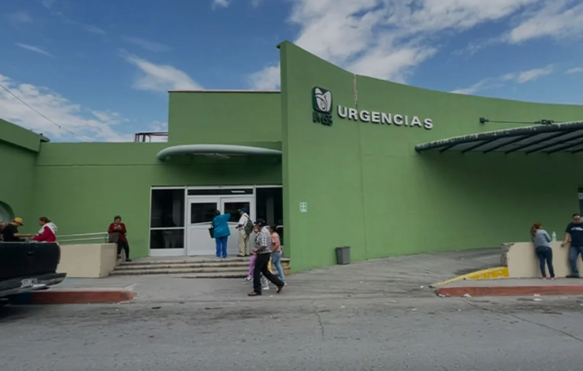 Hombre pierde la vida en la Clínica 1 del IMSS tras sufrir un accidente vial en la carretera a Palma Gorda