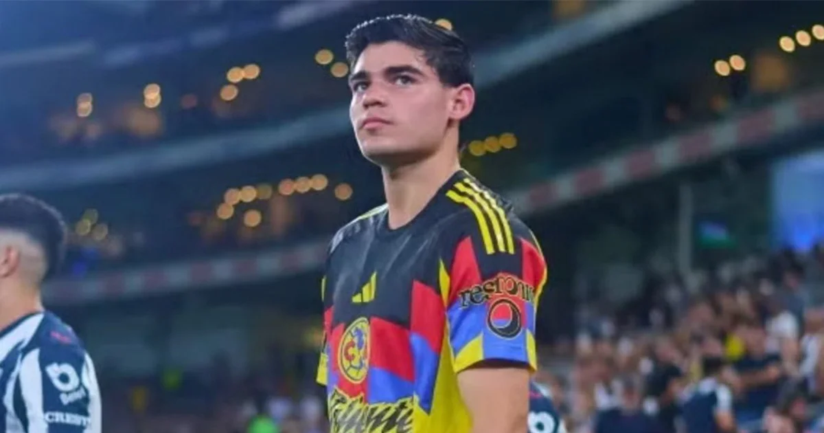¡Ni la lesión lo frena! América registra a Dagoberto Espinoza pese a su lesión