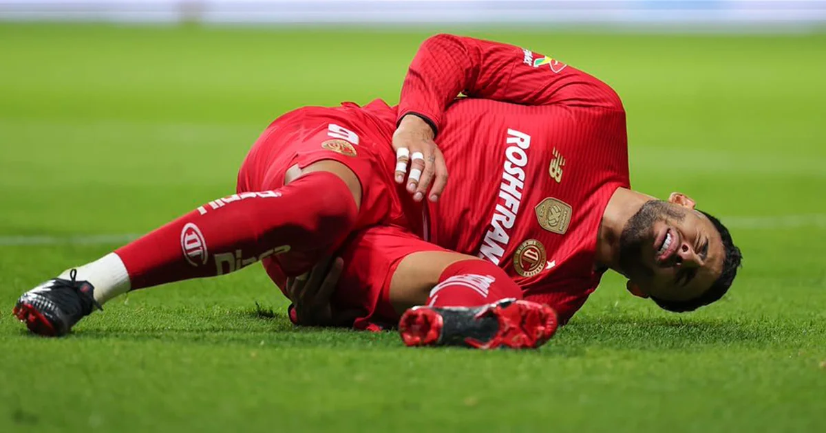 ¿Alarma para el Mundial? Alexis Vega vuelve a ser baja en Toluca