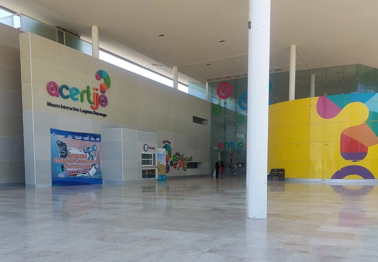 Descubre 119 exhibiciones interactivas para toda la familia en el Museo Acertijo de Gómez Palacio. Un espacio de diversión y aprendizaje científico.