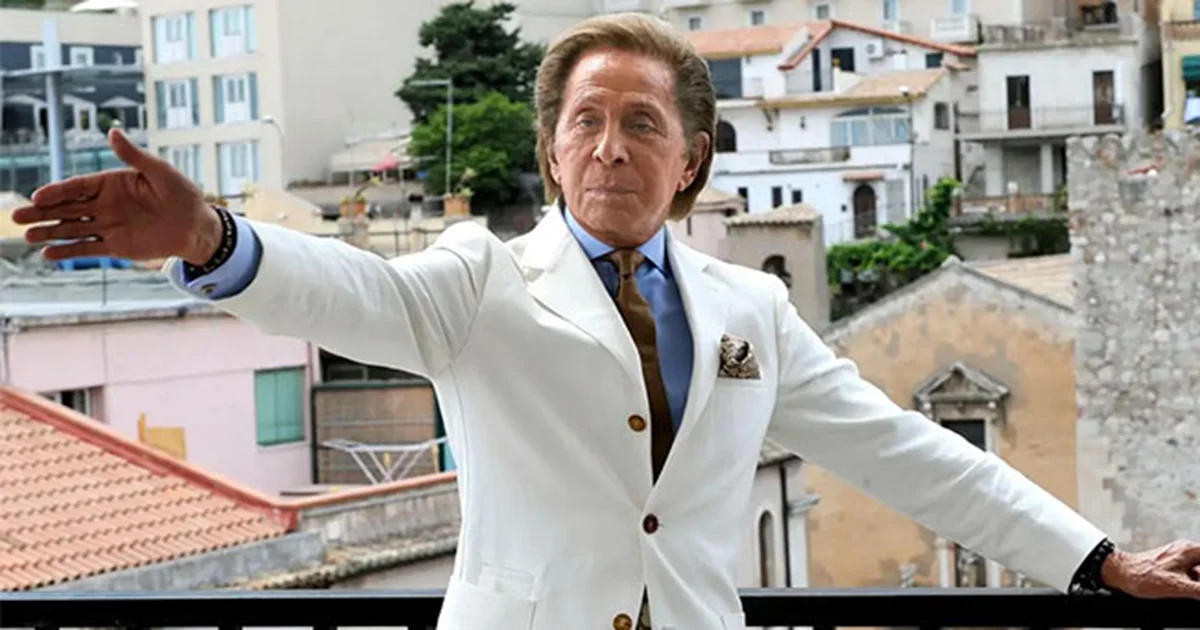 Muere el diseñador italiano Valentino Garavani a los 93 años