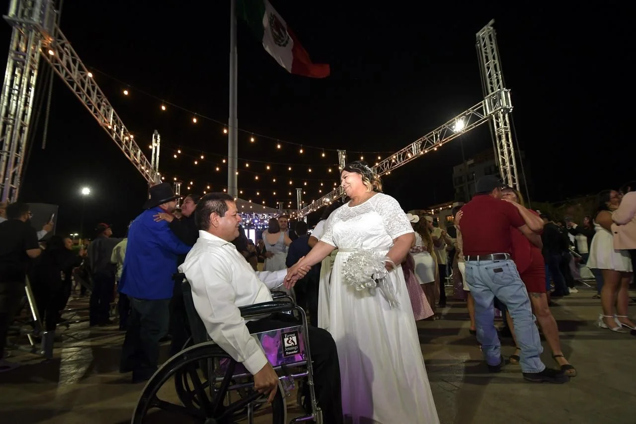 DIF Torreón invita a parejas a regularizar su unión en las Bodas Comunitarias del 19 de febrero en Plaza Mayor. Certeza jurídica para las familias.