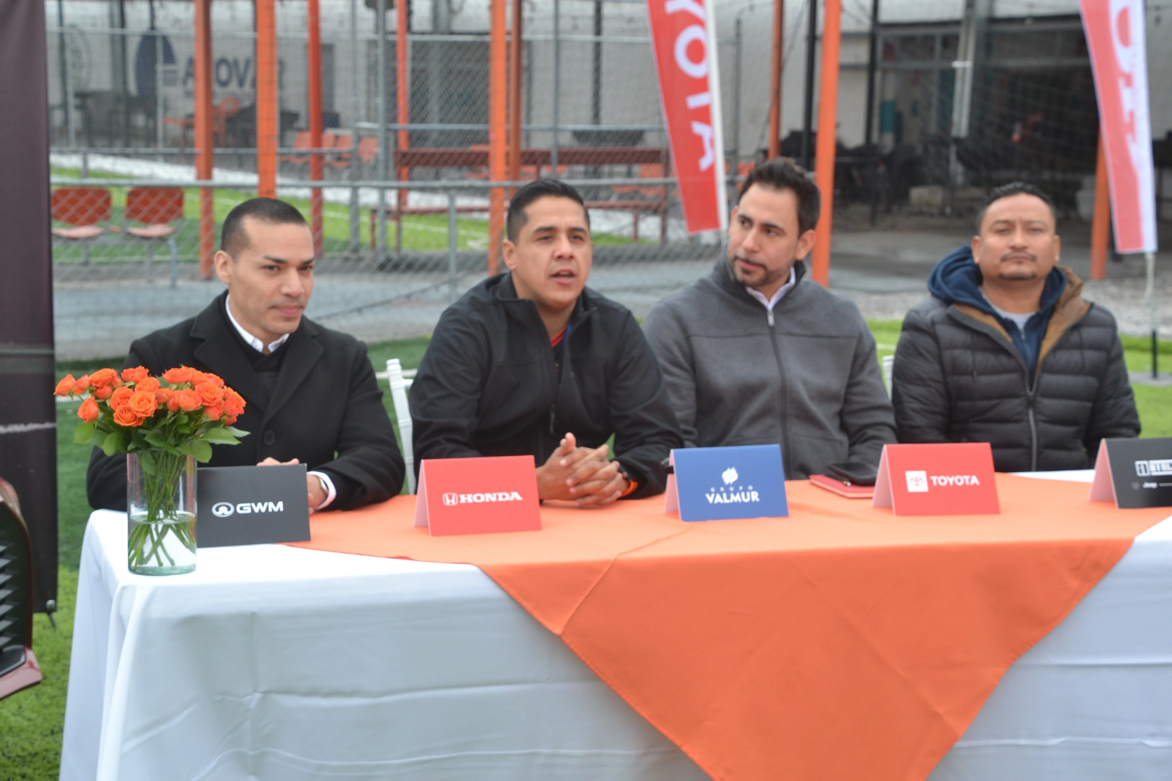 Presentan la primera edición Copa Valmur