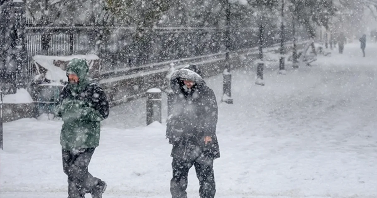El fin de semana la tormenta azotará con fuerza la costa este, dejándose notar con fuerza en ciudades como Washington o Nueva York.