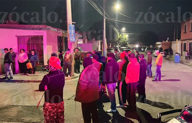 Taxistas y conductores de app llegan armados a riña de menores en Ramos Arizpe