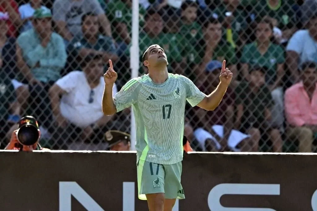 Da Berterame triunfo al Tri en Bolivia