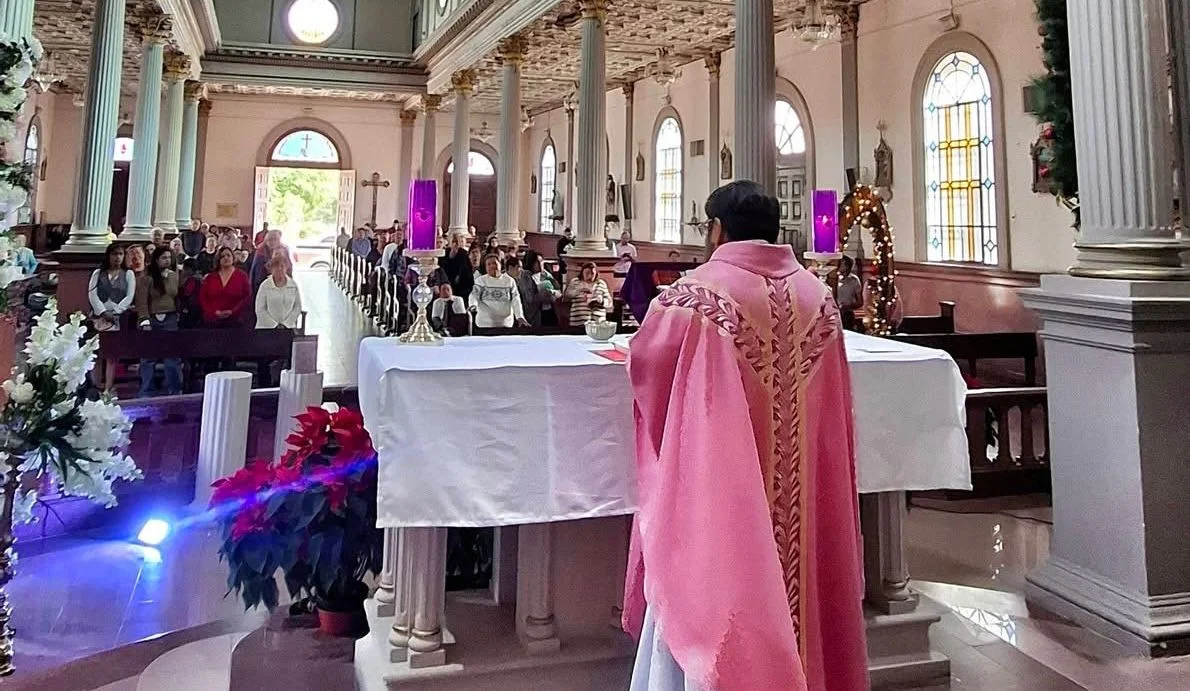 Misa especial para enfermos y sus familias este sábado en la Parroquia San Juan Bautista. Un espacio de oración y consuelo espiritual en la colonia Libertad.