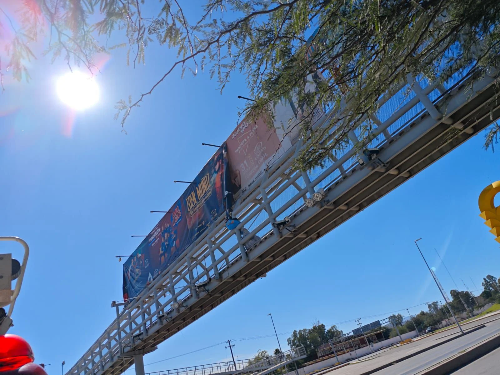 Revisan infraestructura y lonas en Torreón ante vientos fuertes