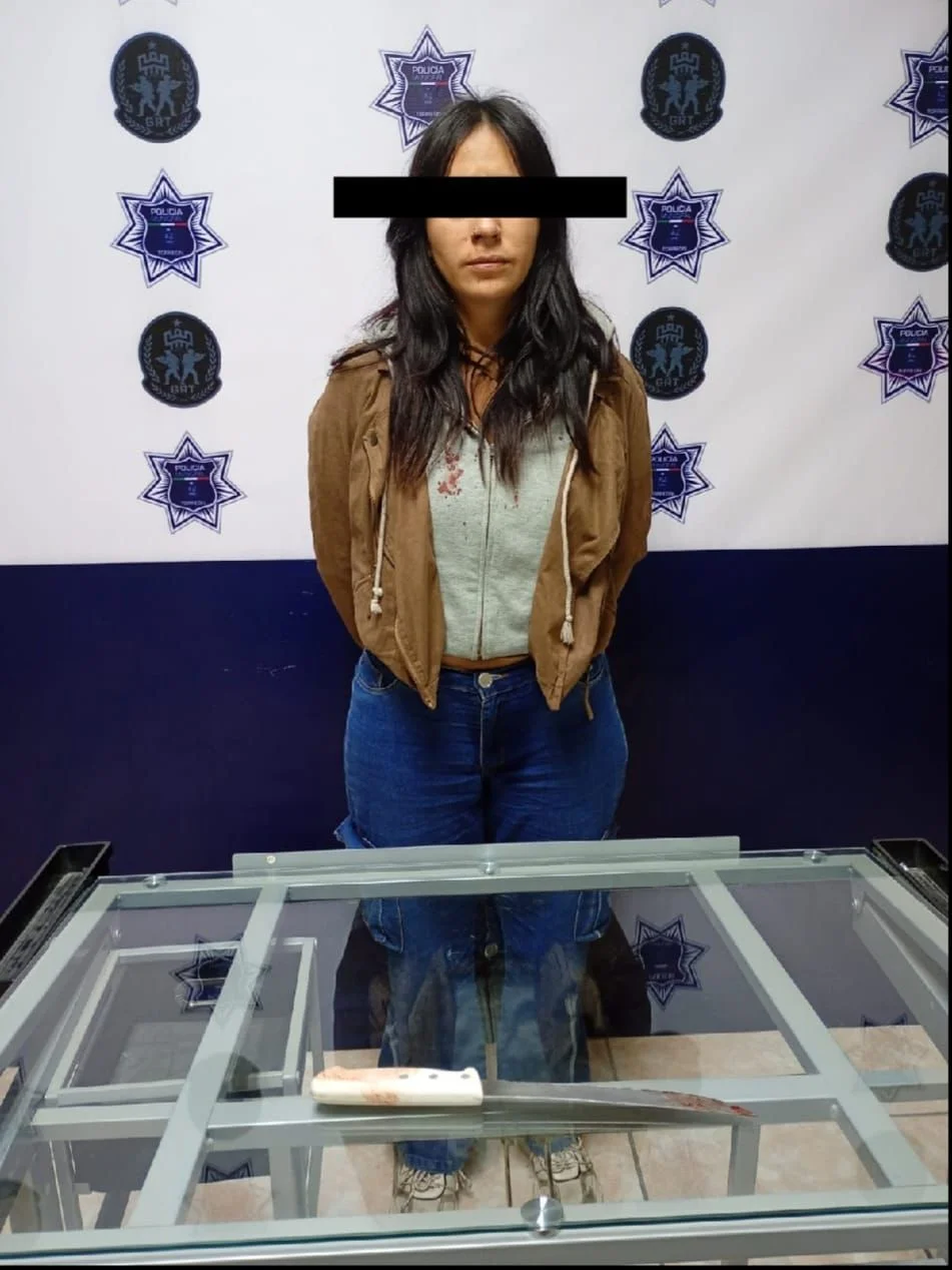 Detienen a mujer por apuñalar a su pareja con un cuchillo en la colonia La Perla de Torreón