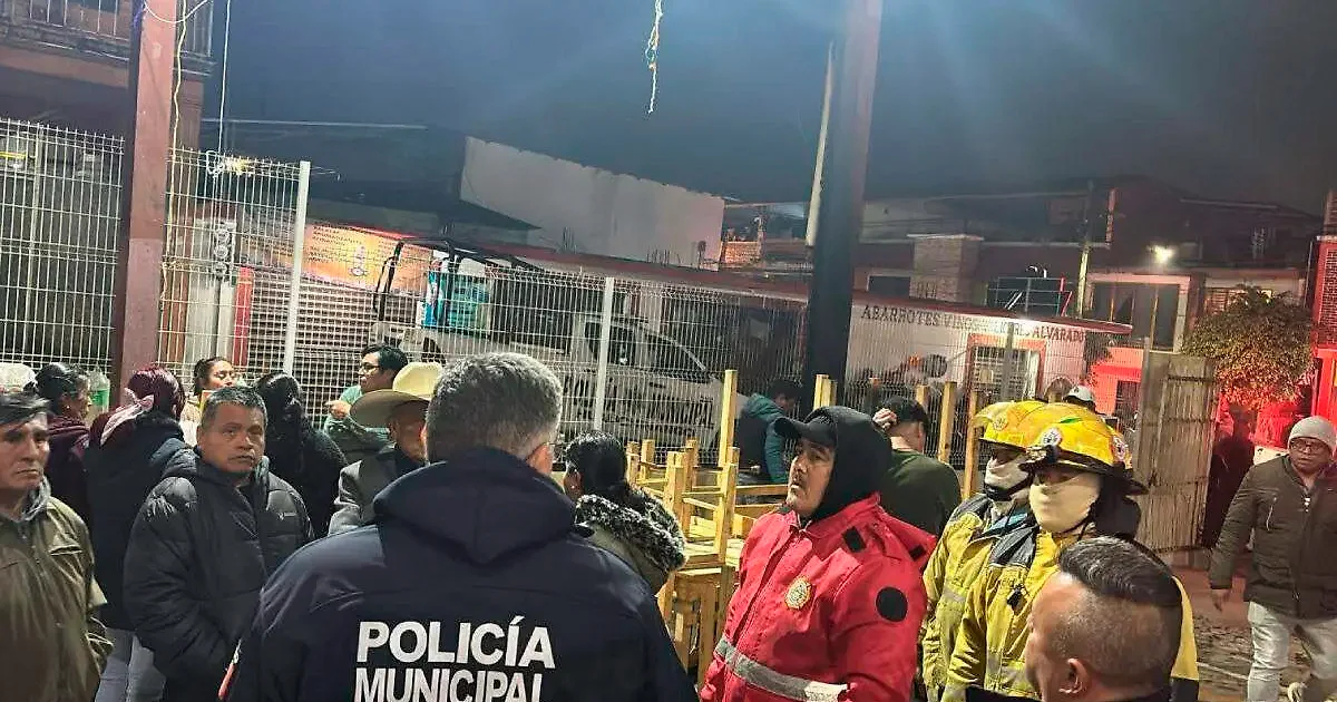 Diez lesionados por incendio provocado por fuga de gas en Cuacuila, Huauchinango