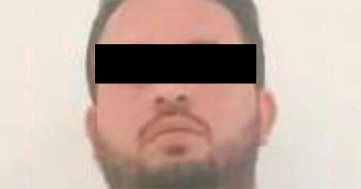 Se trata de Jesús Emir Bazoco Peraza, quien figura como militante del ese instituto político desde el 10 de junio de 2019