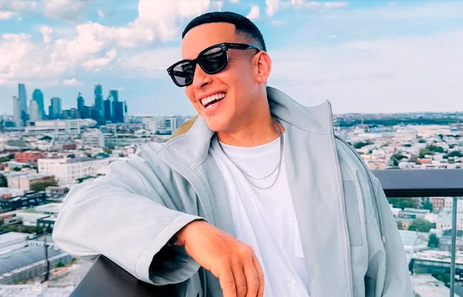 Daddy Yankee celebra 50 años de vida transformado por la fe