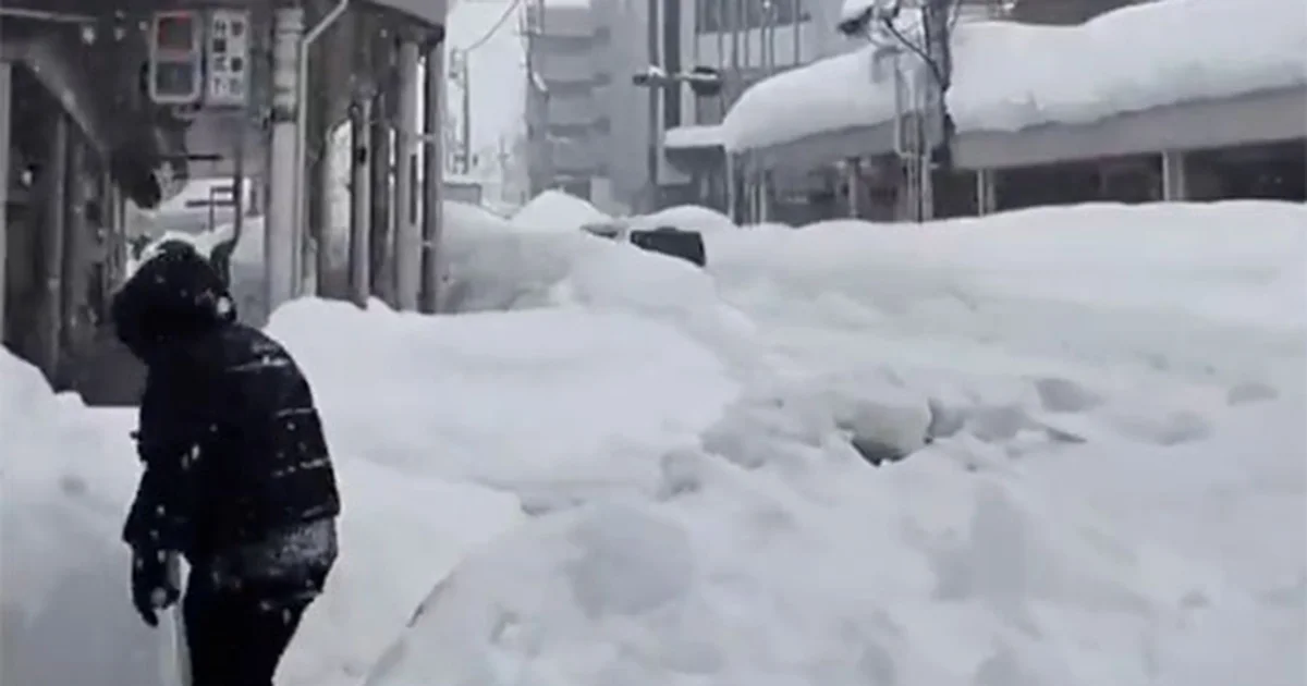 Intensas nevadas en Japón dejan 35 muertos, con riesgo de avalanchas por deshielo