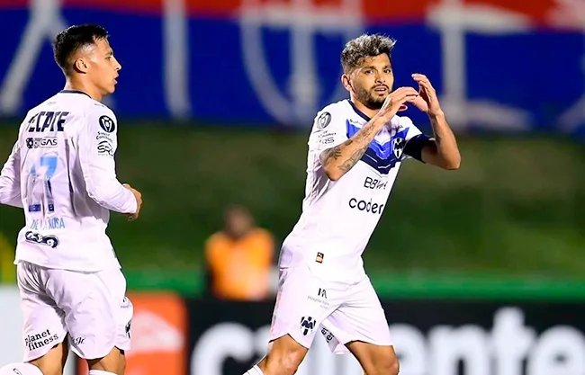 Con golazo de Tecatito, Rayados empata al final con Xelajú en la Concachampions