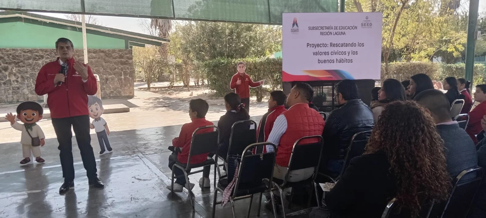 Durango refuerza en escuelas de la Laguna programa que fomenta valores cívicos y hábitos positivos en estudiantes, integrando a las familias en el proceso formativo.