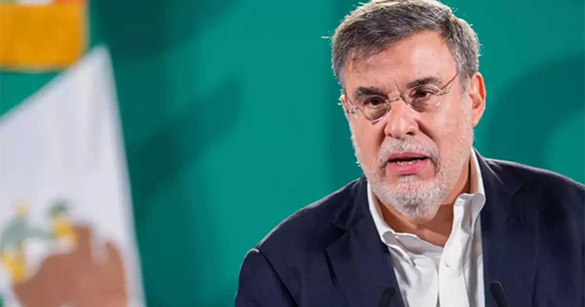 Insistió en que no va a leer el libro, pero expresó que si se presentan pruebas ante la Fiscalía, que se actúe