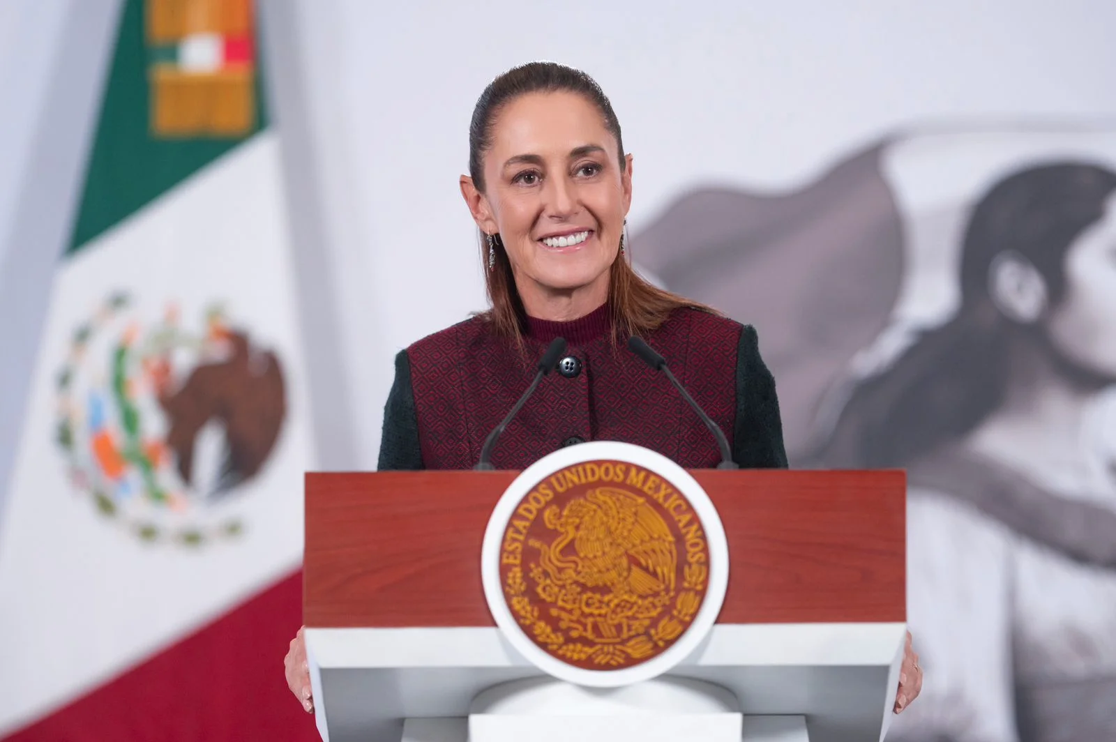 Reunión de Sheinbaum con ministros canadienses fortalece lazos comerciales y de inversión bilateral.