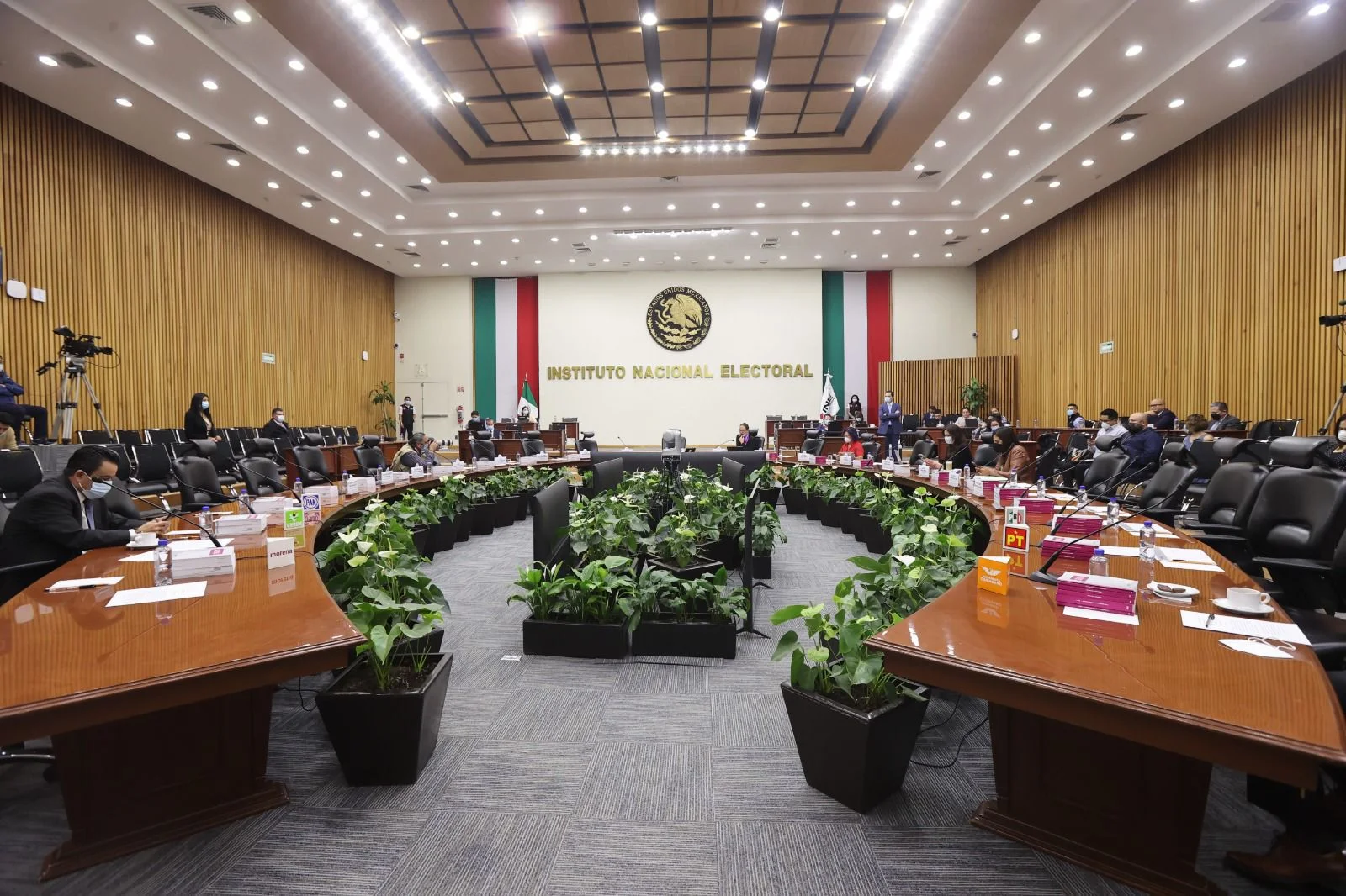 Garantiza INE certeza jurídica en registro de partidos y agrupaciones políticas nacionales
