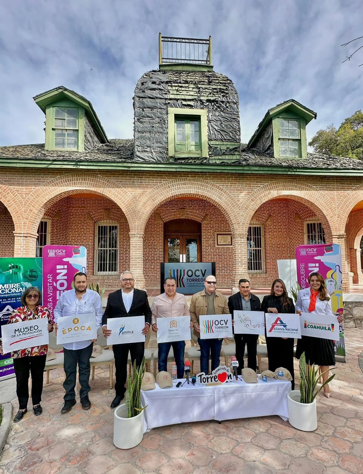 Torreón impulsa su oferta turística con eventos nacionales, nuevas rutas y el Encuentro de Turismo Religioso, atrayendo visitantes de México y el extranjero.