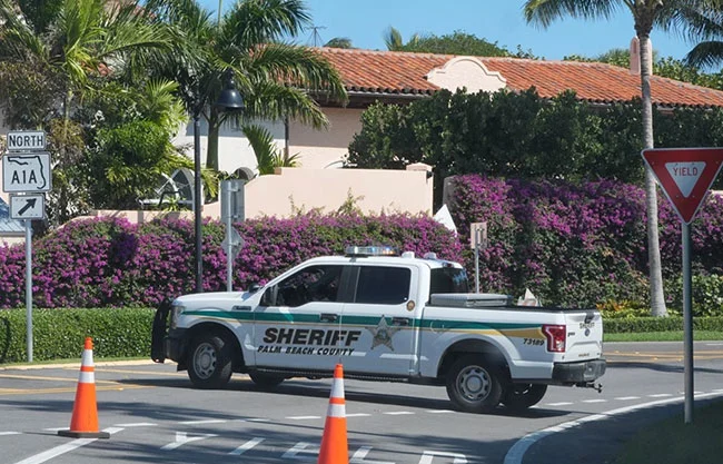Identifican a joven abatido que intentó irrumpir en Mar-a-Lago, residencia de Donald Trump