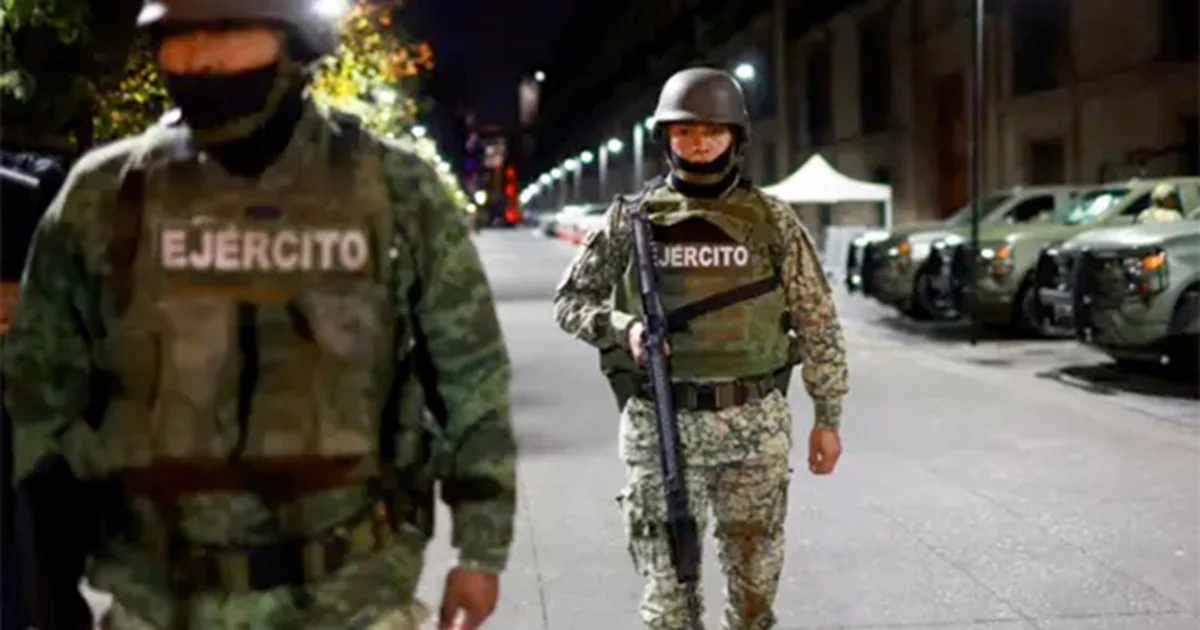 El 80% de las armas utilizadas contra el Ejército en operativo de captura de 'El Mencho' provenían de Estados Unidos, advierte secretario de Defensa