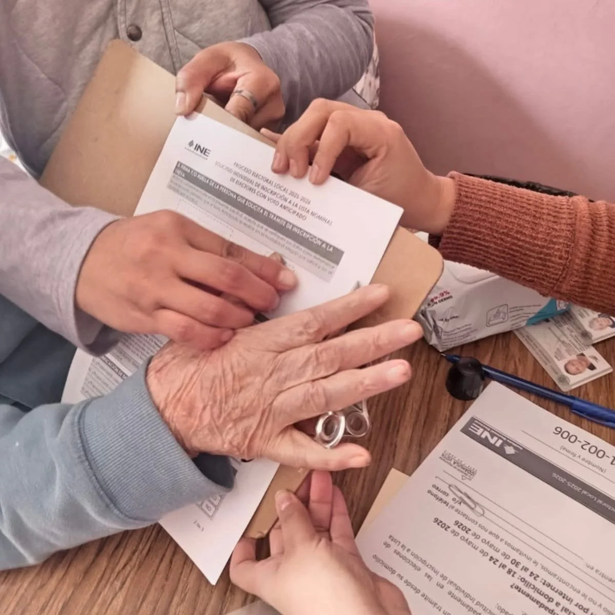 Inician visitas domiciliarias para el voto anticipado en Coahuila