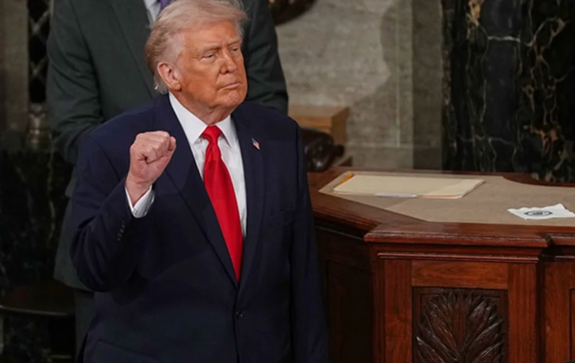 Justicia de EU omite documentos clave sobre acusación contra Trump en caso Epstein