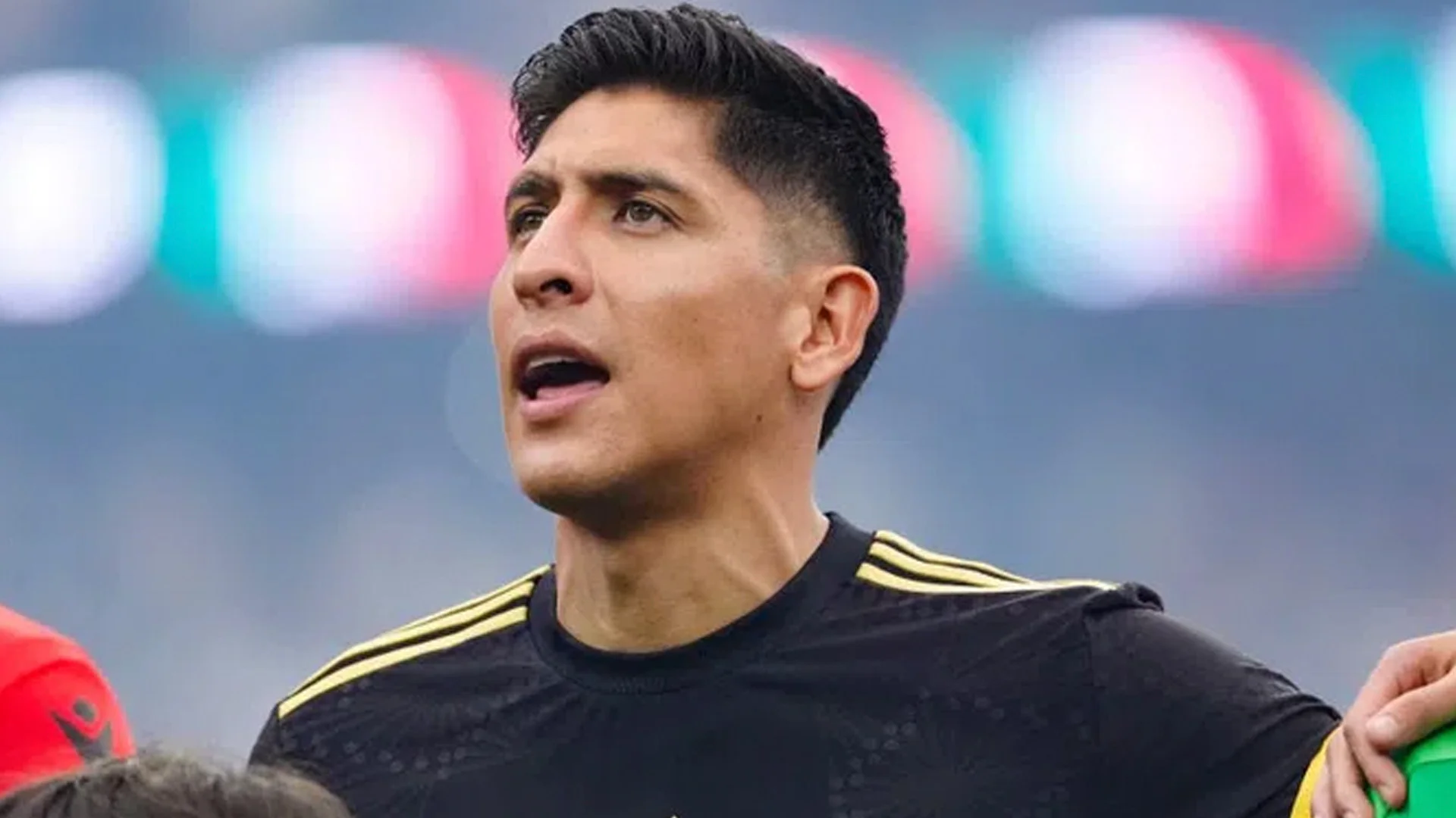 El capitán de la Selección Nacional mostró avances en su proceso de rehabilitación