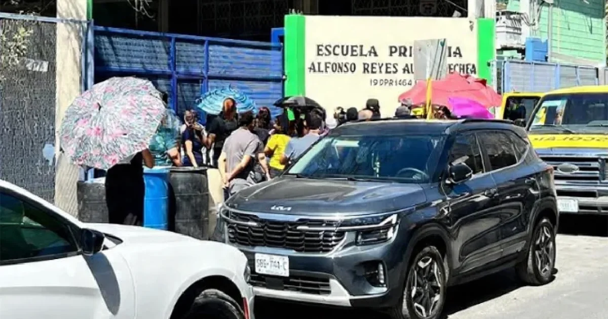 Alumno de primaria recibe un disparo en la cabeza con pistola de postas en Santa Catarina