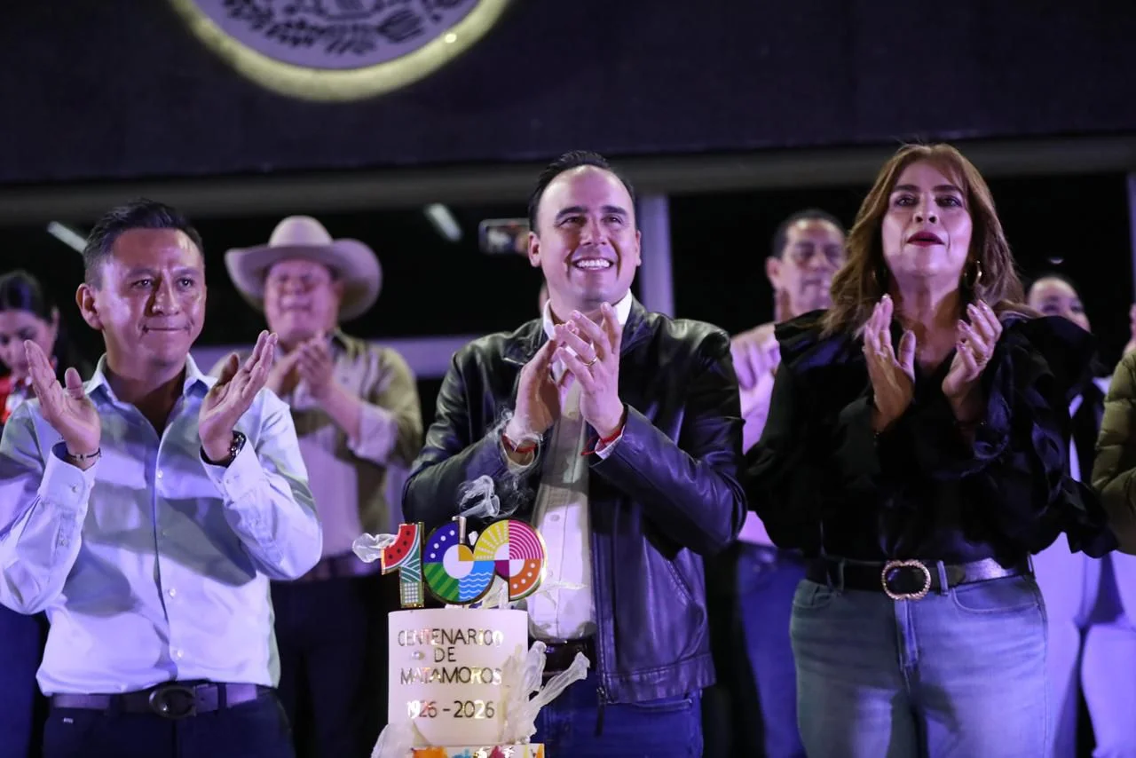 Coahuila celebra el centenario de Matamoros con fiesta cívica. El gobernador y alcalde encabezan el inicio de un año de festejos históricos en la plaza principal.