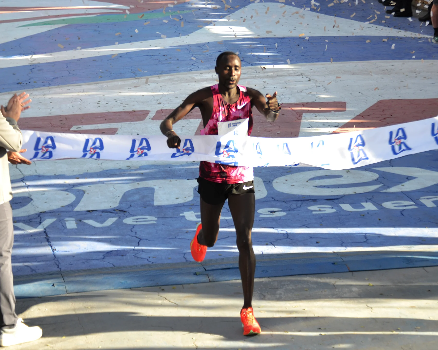 Wilfred Nyatogo conquista el Maratón LALA