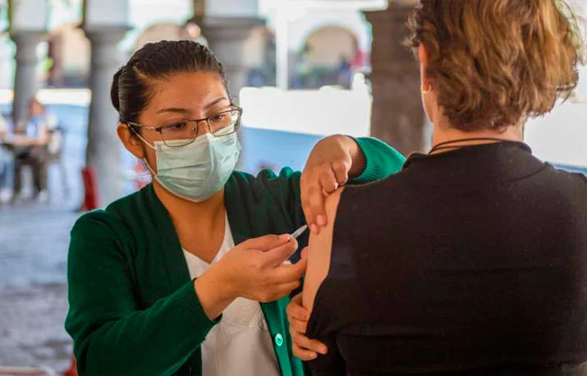 México integra vacuna contra el Virus Sincitial Respiratorio al programa universal para 2026