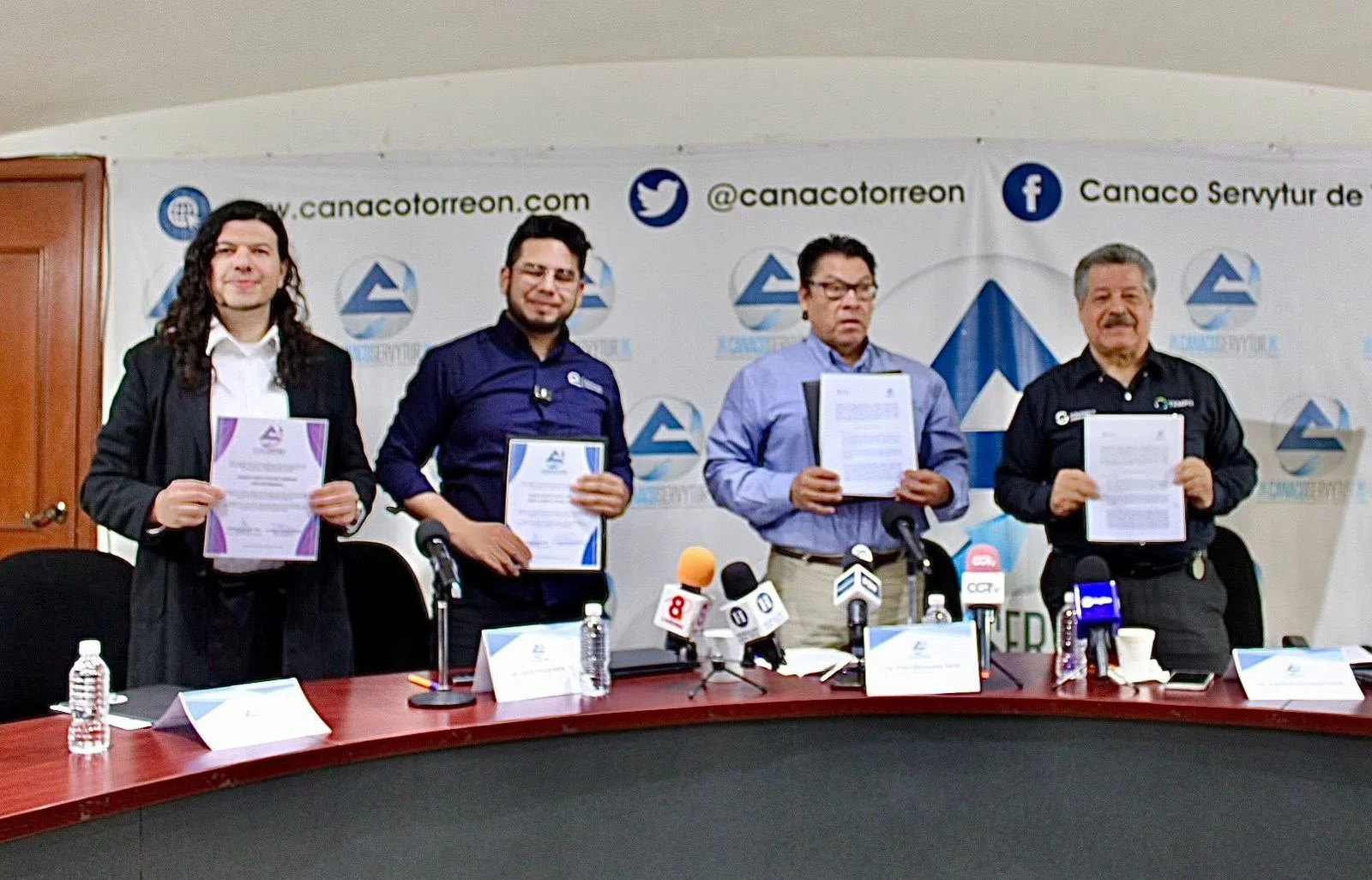 Canaco Torreón e Inteligencia Gerencial lanzan TEMPO, una plataforma en la nube para que las MiPyMEs de La Laguna optimicen su gestión y competitividad.