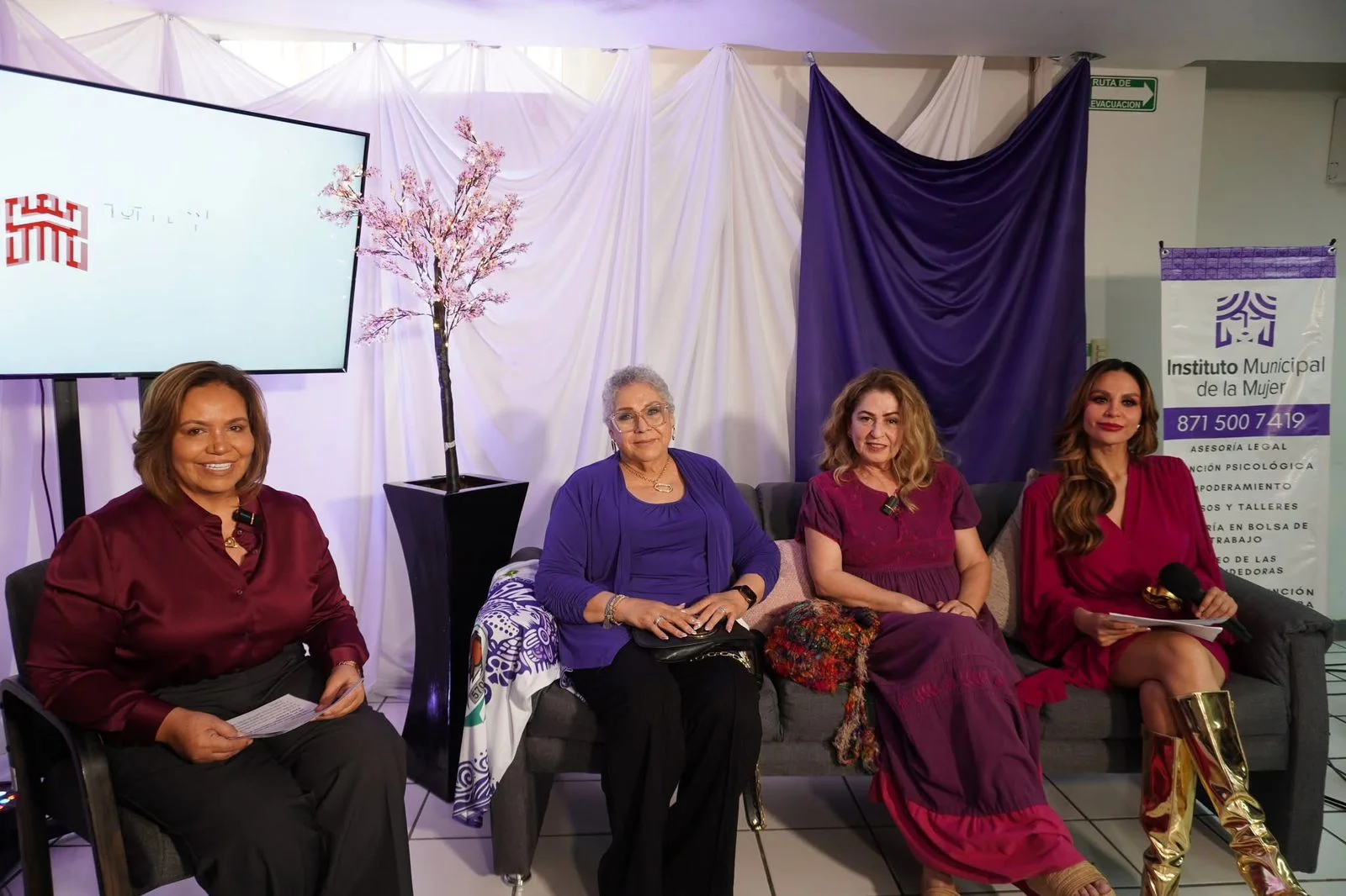 Mujeres líderes comparten sus experiencias y retos en un panel organizado por el IMM de Torreón para inspirar y promover la participación femenina.