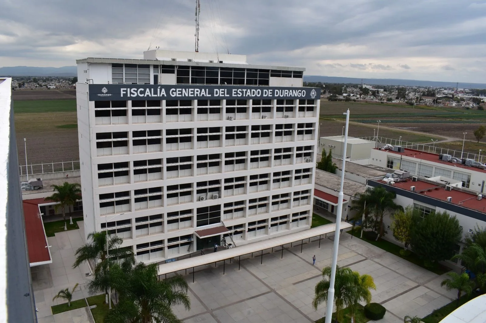 Convocatoria abierta para formar Agentes del Ministerio Público en Durango. Requisitos y proceso de selección para profesionales del derecho.