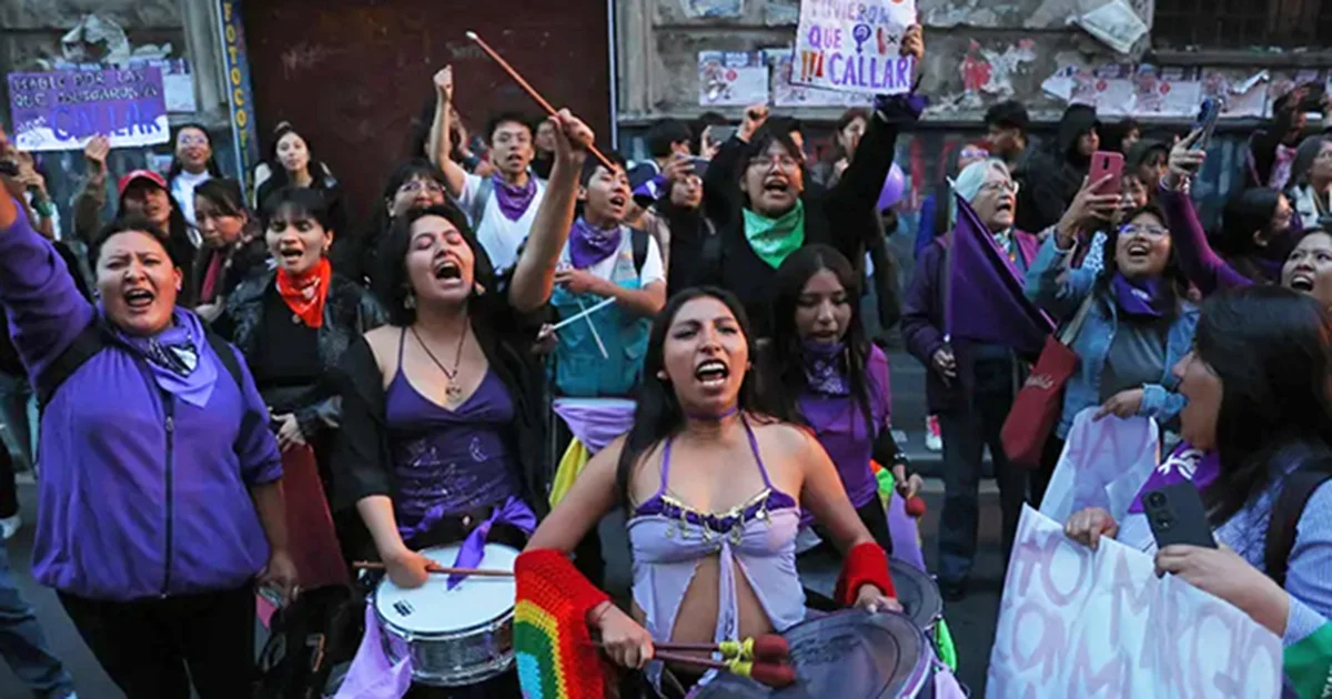 Desde Europa hasta Asia, las mujeres se manifestaron y protestaron para exigir igualdad de género y la eliminación de la violencia