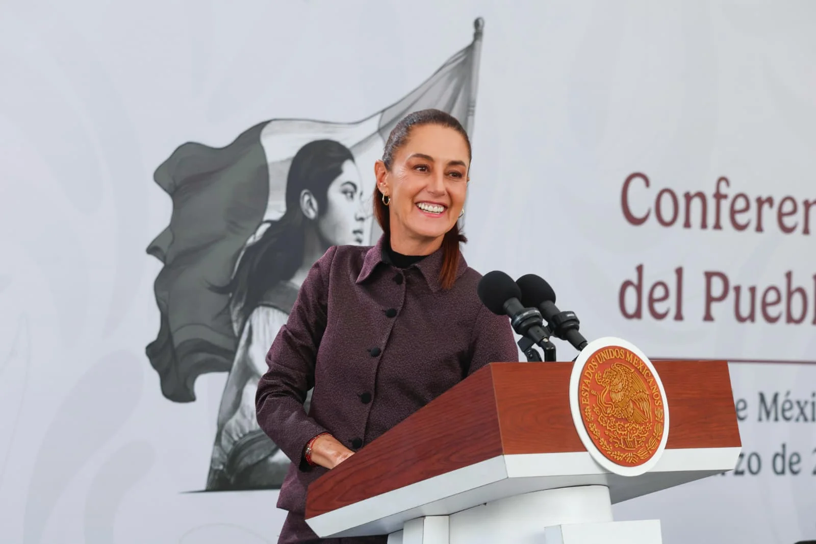 Inauguran en CDMX hospital oncológico gratuito con inteligencia artificial para la detección y tratamiento integral del cáncer de mama.