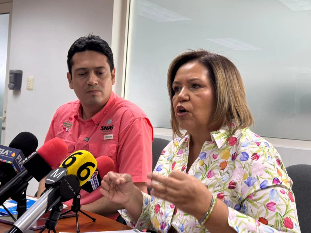 Torreón incluye códigos QR en recibos de agua para que mujeres víctimas de violencia puedan solicitar ayuda inmediata a través de sus celulares.