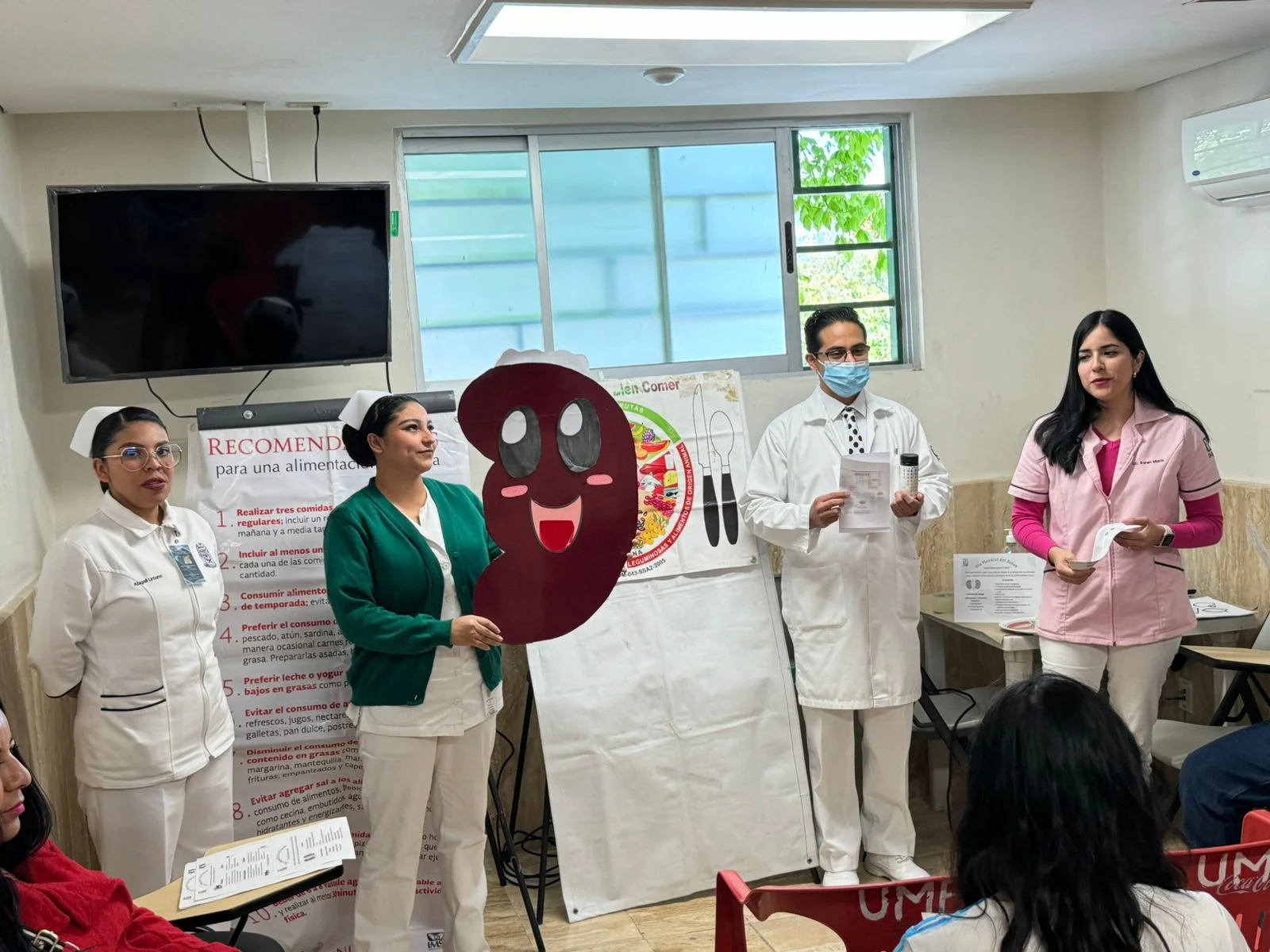 IMSS Coahuila destaca hábitos clave para cuidar la salud renal y prevenir enfermedades crónicas, en el marco del Día Mundial del Riñón.