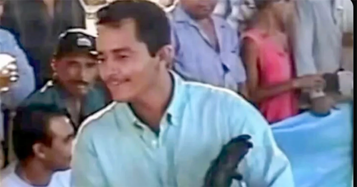 Recordemos que el capo era fanático de las peleas de gallos y participaba desde corta edad