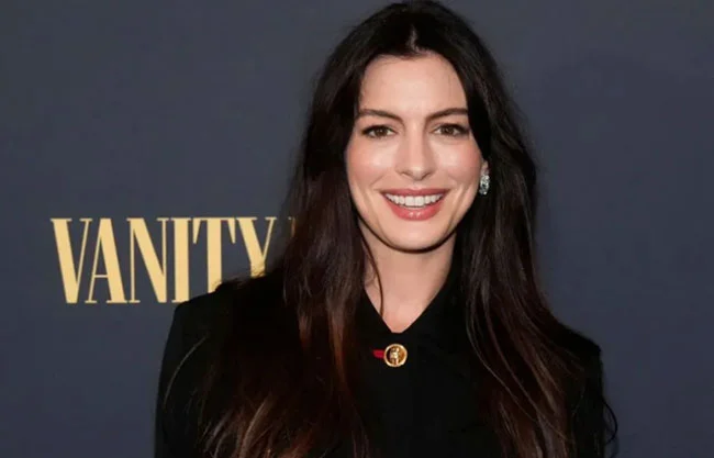 Anne Hathaway alza la voz por la igualdad durante mensaje como embajadora de ONU Mujeres